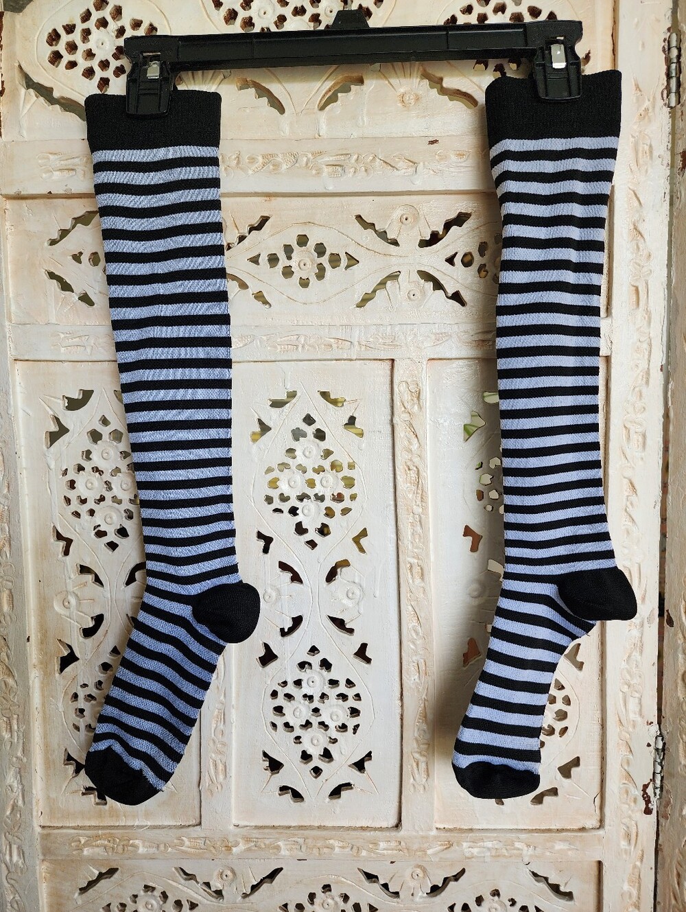 NWOT Striped Gray & Black Knee High Socks- Womens Size 8-10